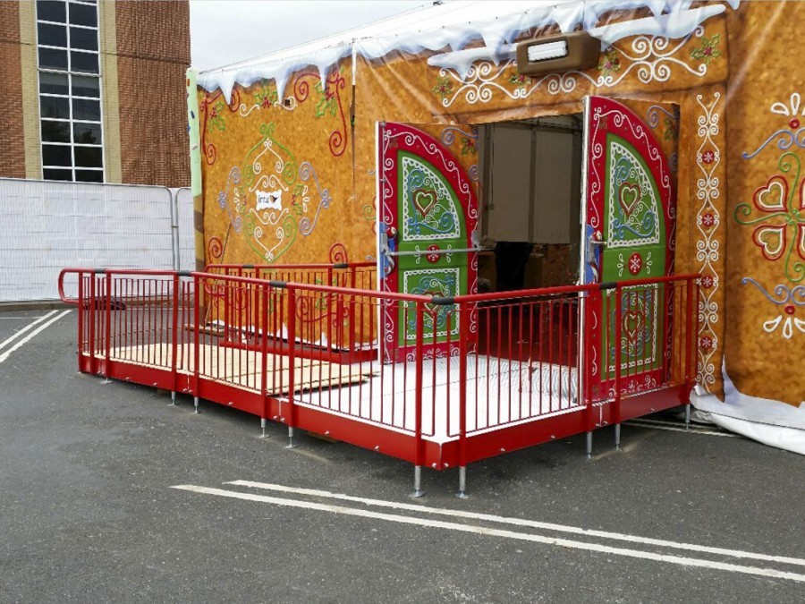 Lakeside Shopping Centre Christmas Grotto Ramp