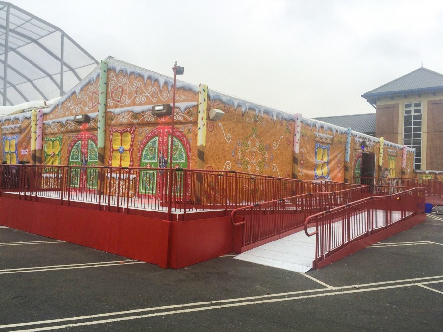 Lakeside Shopping Centre Christmas Grotto Ramp